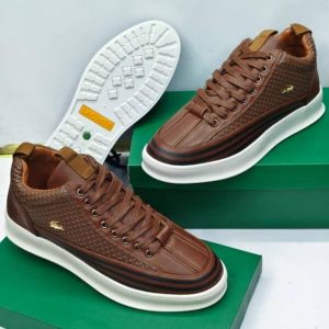 Lacoste Sneakers – Timeless Sport