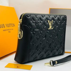 Men’s Premium Leather Armpit Clutch – Elite-Grade Minimalist Design