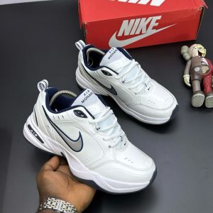 Nike Air Monarch IV