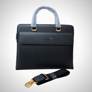 Sneakers, loafers, and other types of shoes in a sleek, modern design. Perfect for Nigerian shoppers looking for a stylish and functional bag.