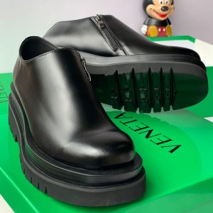 Bottega Veneta Men’s Black Leather Ankle Boots