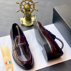 Roberto Cavalli Burgundy Metal-Logo Leather Loafers
