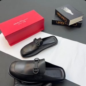 Salvatore Ferragamo Black Leather Mules Gancini Buckle Slip On Half Shoes